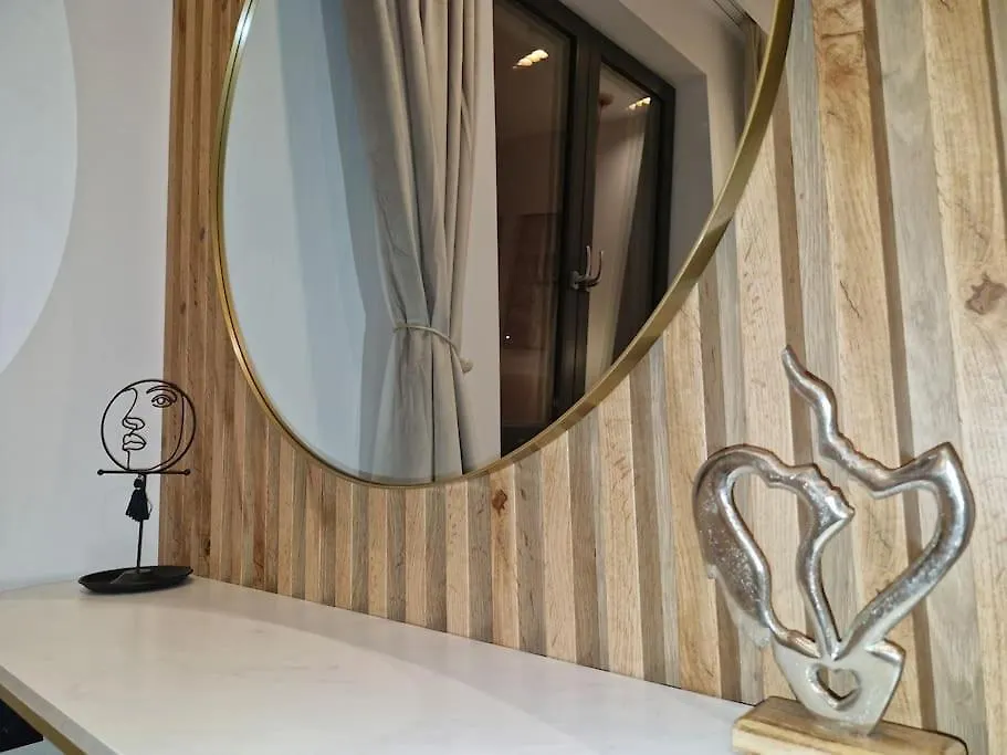 Apartment Marbel - Designer Retreat With Free Parking Burgas City