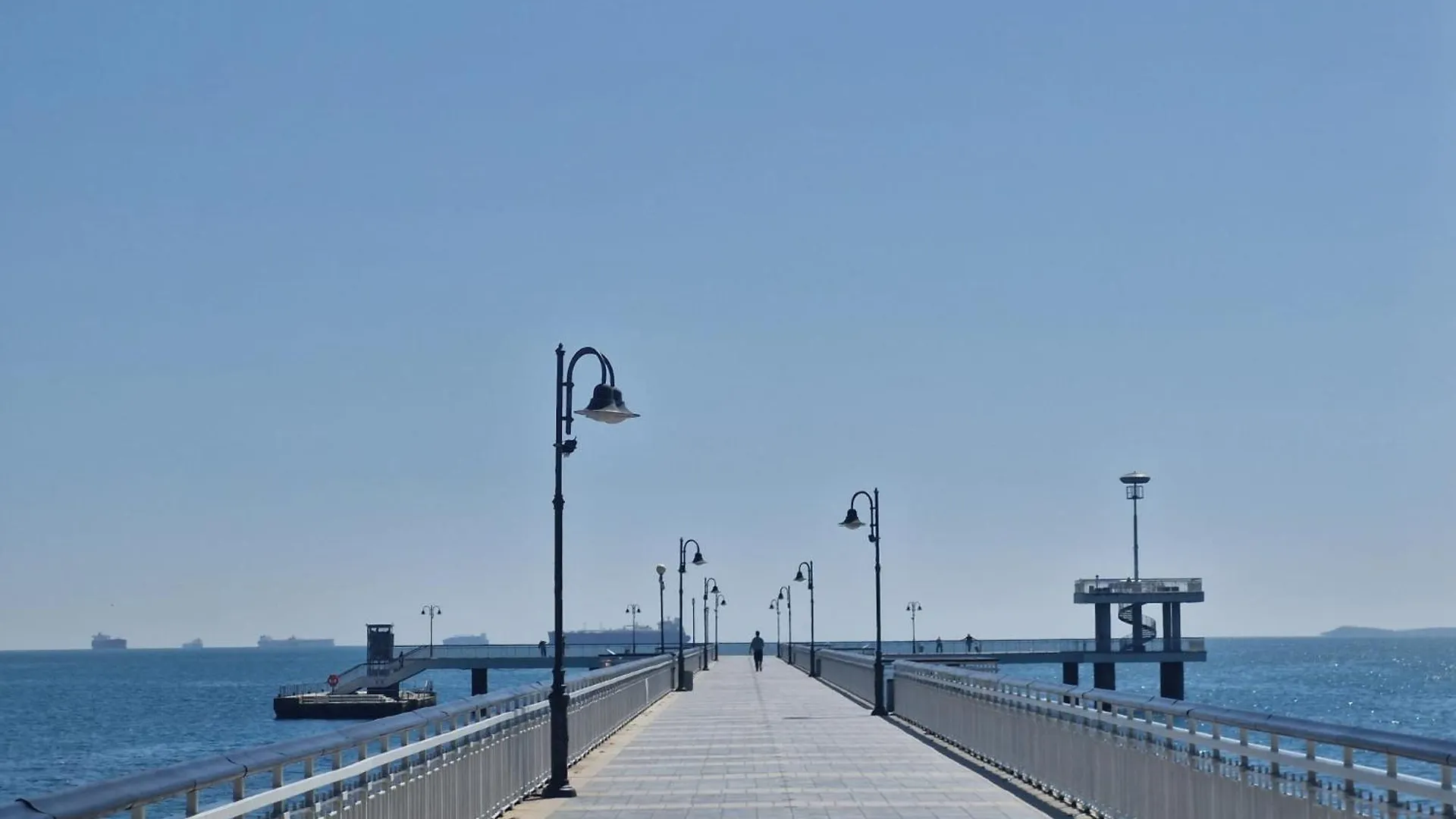 Apartment Marbel - Designer Retreat With Free Parking Burgas City