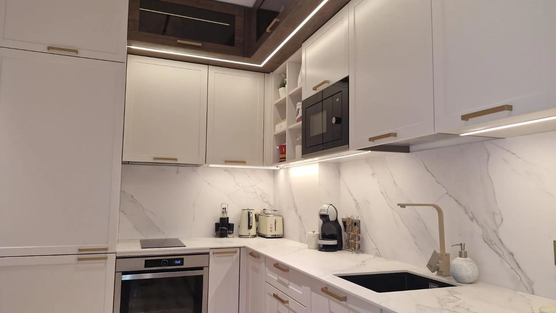 Apartment Marbel - Designer Retreat With Free Parking Burgas Bulgaria